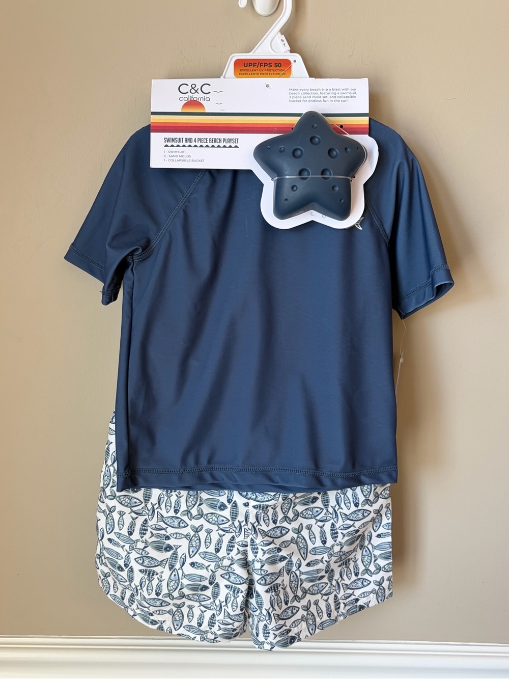 C&C California 5T Fish Themed Rash Guard and Short Set with Bonus Beach Toys NWT